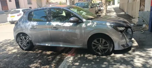 Peugeot 208 2021 Allure