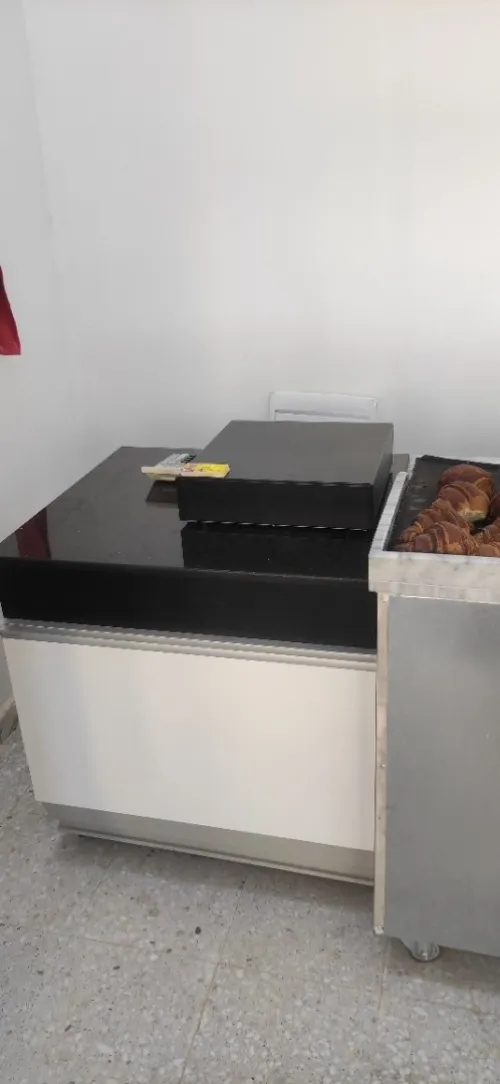 Frigo présentoir 