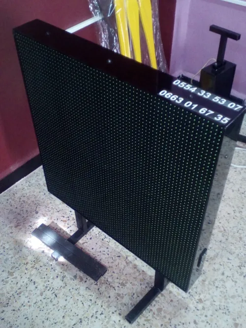 Fabrication et Installation Panneaux Led et Enseigne Lumineuse