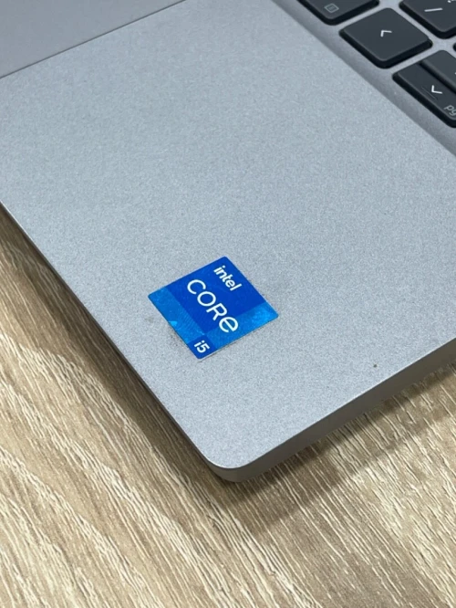 DELL LATITUDE 5420 i5-1145G7 16-256SSD 14 pouce FHD INTEL IRIS XE 