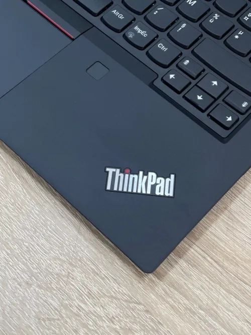 LENOVO THINKPAD T14 Gen1 i5-10310U 8Go DDR4 256 SSD 14 POUCE FHD INTEL UHD GRAPHIQUE CALVIER AZERTY 