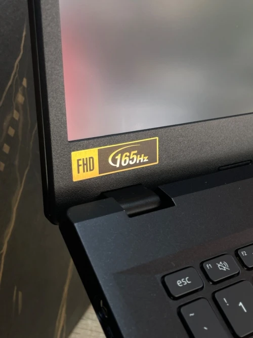 ACER NITRO V15 i9-13900H 32ddr4-512SSD RTX 5060 8go GDDR7 15POUCE FHD 165HZ