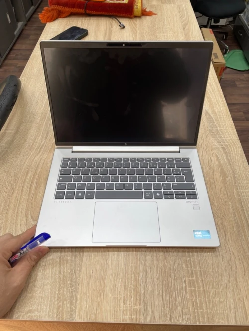 HP ELITBOOK 640 G11 ULTRA 5 135U 16G 512G SSD 14 POUCE TACTILE