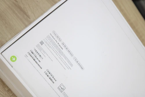 QWERTY MACBOOK PRO M5 PRO 14CPU 20GPU 24 1000Go 16.2 inch