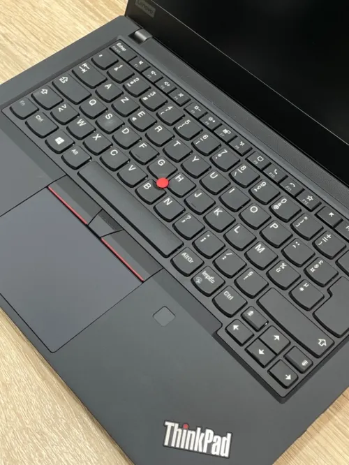 LENOVO THINKPAD T14 Gen1 i5-10310U 8Go DDR4 256 SSD 14 POUCE FHD INTEL UHD GRAPHIQUE CALVIER AZERTY 
