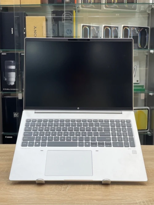 HP PROBOOK 465 G11 RYZEN 7 7735U 16ddr5 512NVLE 16inch AMD 680M radeon QWERTY