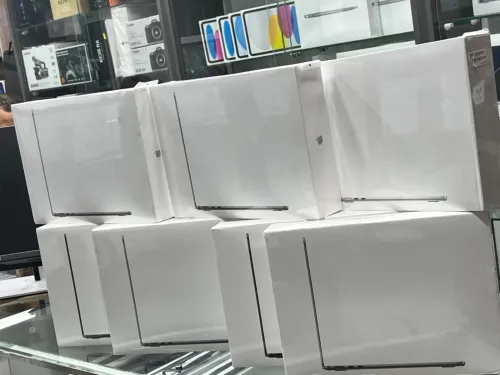 MACBOOK  AIR 2022  M2 8GB 512G