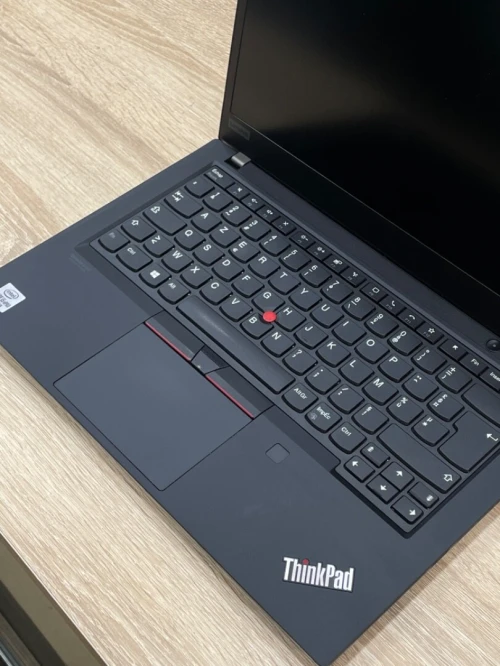LENOVO THINKPAD E14 Gen 1 i5-10310U 8GoDDR4 256 SSD 14 POUCE FHD IPS INTEL IRIS XE  