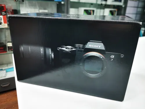 SONY A7 MARK 4 AVEC OBJECTIF 28 70
