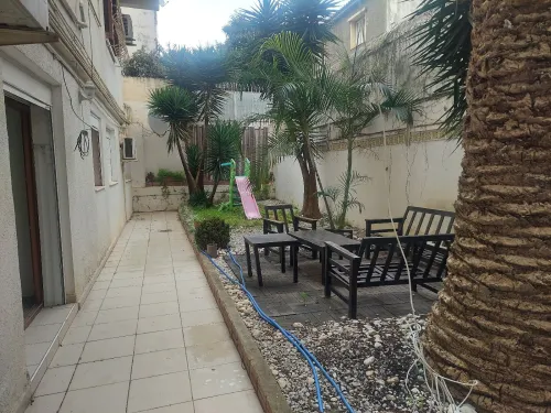 Location Appartement Niveau de villa F4 Alger Kouba
