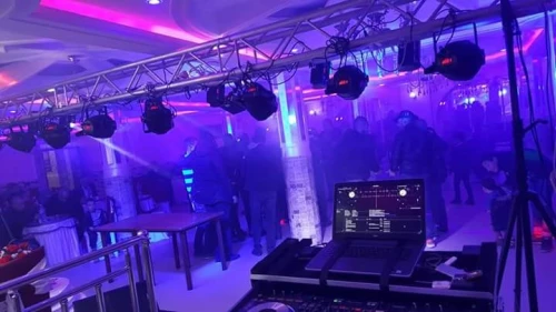 dj sonorisation lumiére professionnelle 