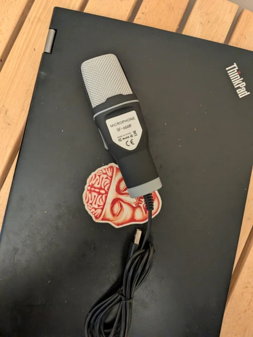 Microphone RGB Yanmai SF-666R USB Ideal pour Gaming, Streaming & Enregistrement