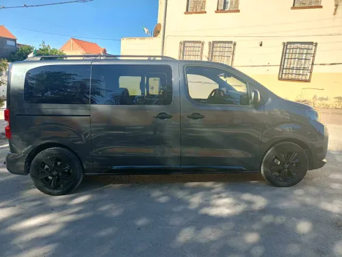 Peugeot Expert 2025 Combi