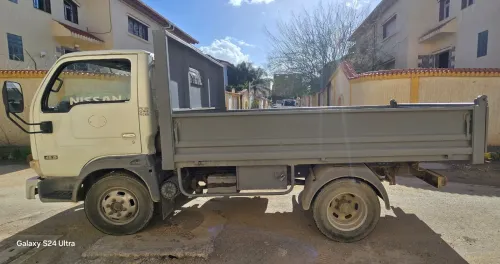 Nissan نيسان Capstar كاب ستار 2007