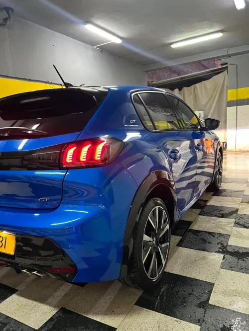 Peugeot 208 2022 GT
