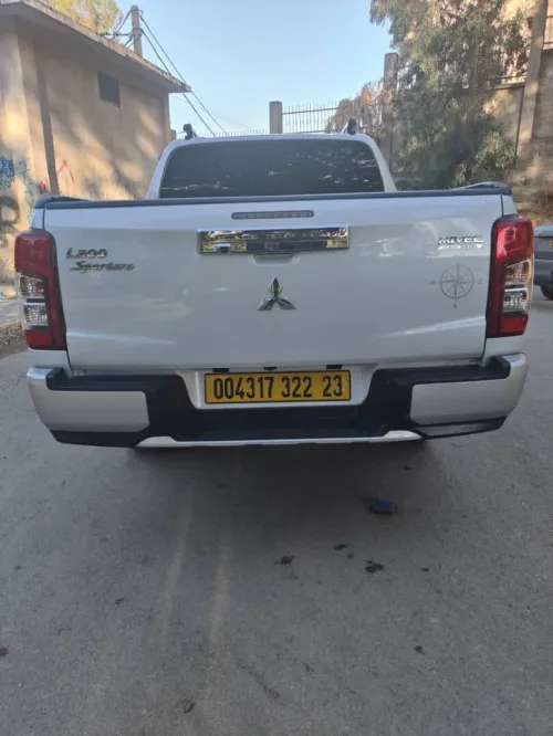 Mitsubishi L200 2022 Doube cabine Evolution