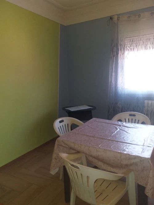 Location Appartement F4 Alger Bir mourad rais