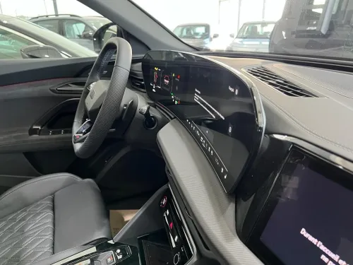 Audi Q5 2026 S LINE