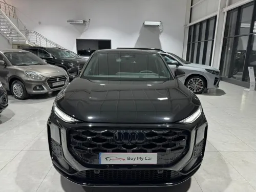 Audi Q3 2026 S LINE