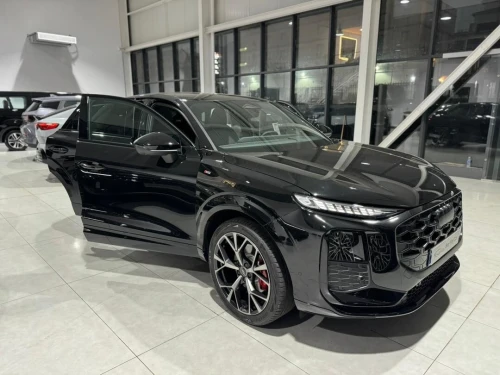 Audi Q3 2026 S LINE
