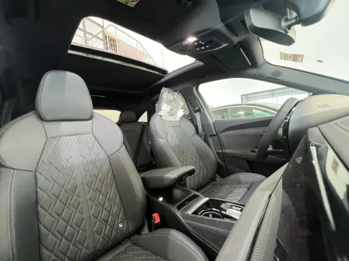 Audi Q5 2026 S LINE