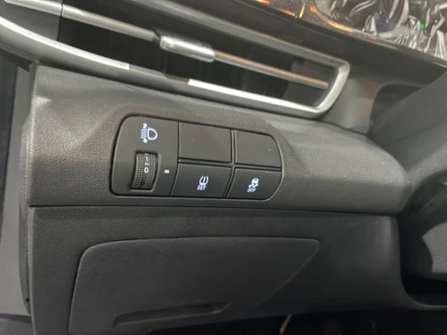 Hyundai Elantra 2025 