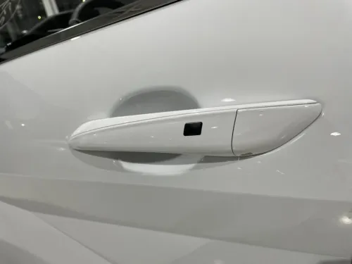 Hyundai ELANTRA 2025 