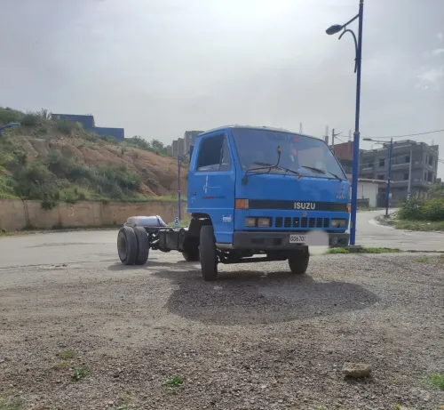 Isuzu ISUZU Npr 1985