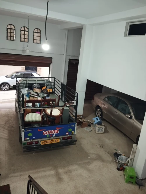 Transport Marchendis et Deminagmont نقل البضائع و ترحيل
