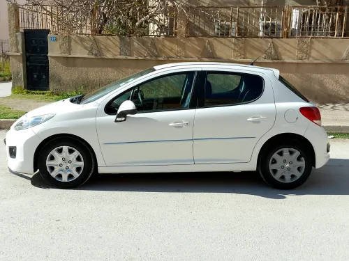 Peugeot 207 plus 2013 207 plus