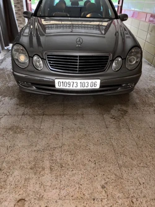 Mercedes Classe E 2003 Avant garde