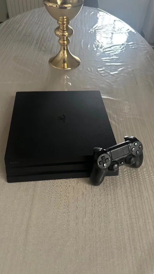 PS 4 pro 1000 GB 
