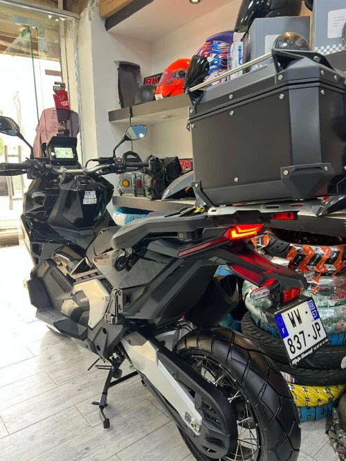 Honda Xadv 2025
