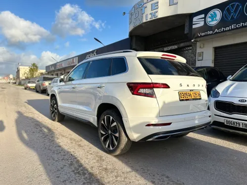 Skoda Karoq 2025 FULL OPTION