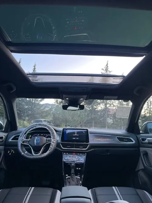 Volkswagen T-Roc 2025 R-Line 