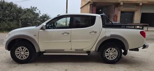 Mitsubishi L200 2012 Doube cabine Evolution