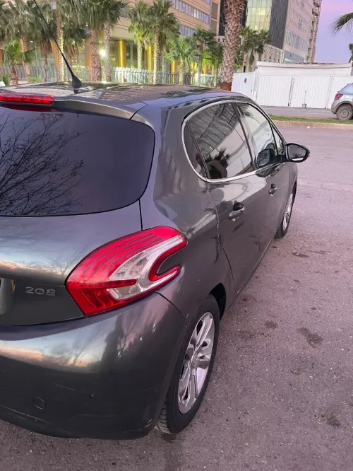 Peugeot 208 2014 208