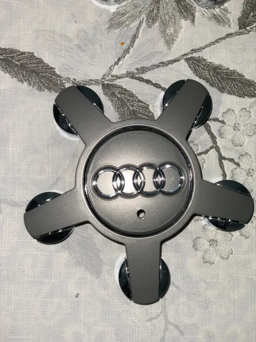 cache moyeu audi