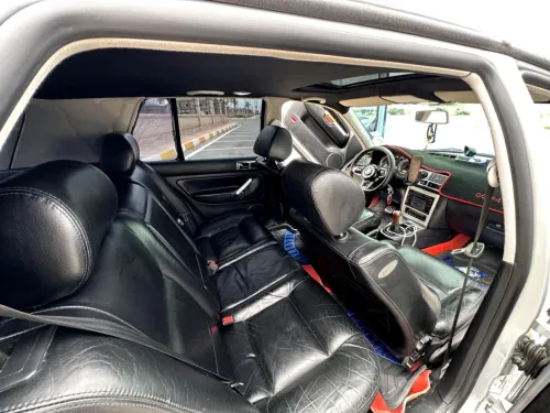 Volkswagen Golf 4 R32.v6-3.2 4 mouton 2001 Albanie