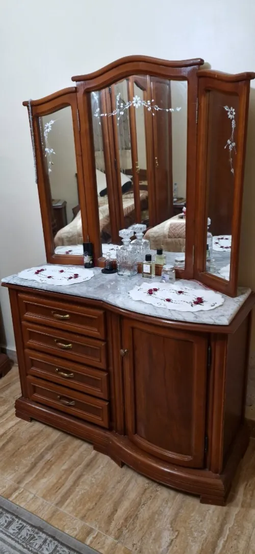 Armoire commodes coiffeuse