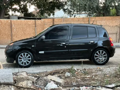 Renault Clio 2 2005 INITIALE