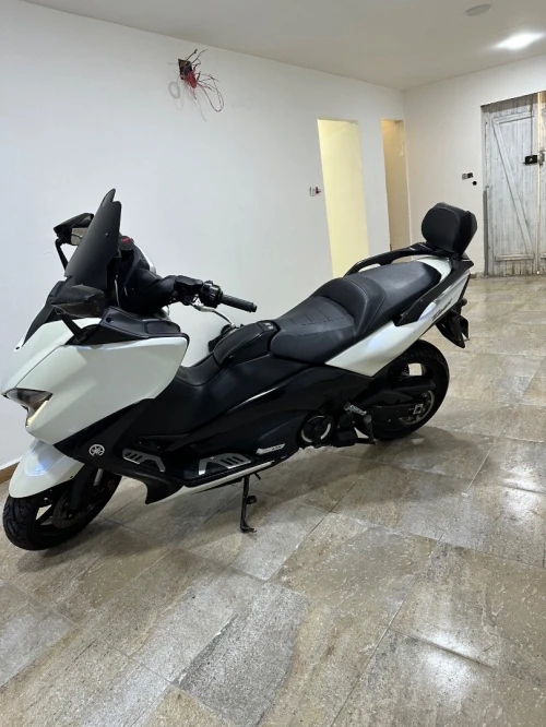Tmax 530dx 2019