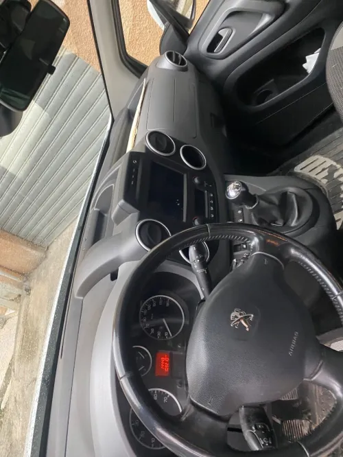 Peugeot Partner 2018 Tepee Allure 