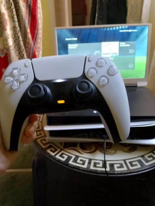  PS5 Fat + Écran Portable Full HD + Accessoires 