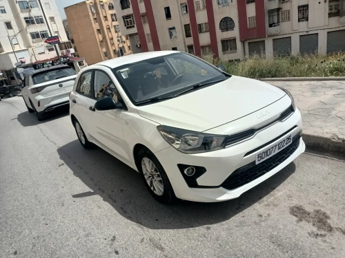 Kia Rio 2022 Start+