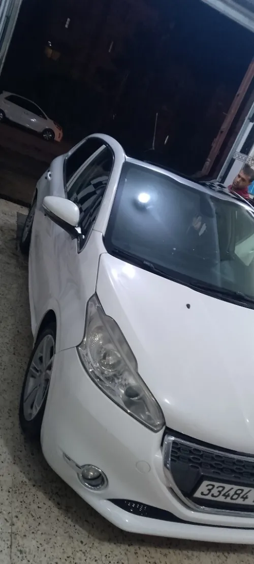 Peugeot 208 2013 Allure