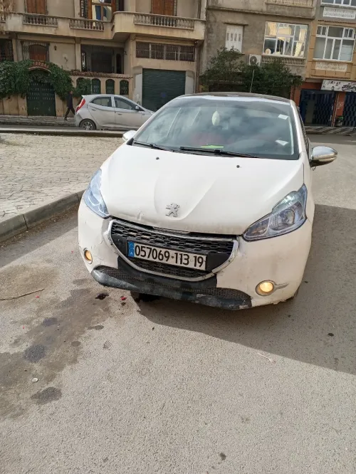 Peugeot 208 2013 Allure