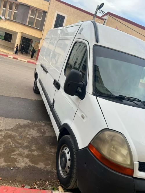 master 2 mongol Renault 2004