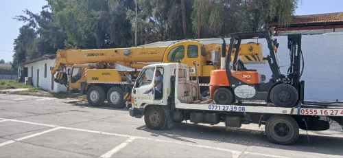 Location clark et grue