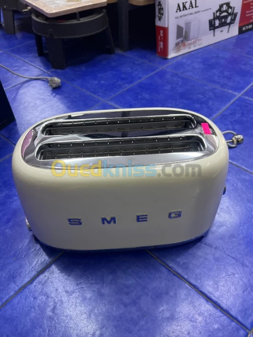Grill pain Smeg 